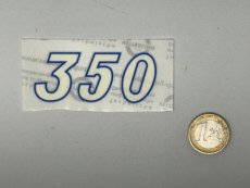 Abziehbild 350, altweiß Rand blau