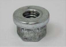 Bundmutter 1,5 d hoch Stahl, mit Bund M8